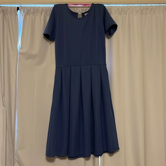 Lularoe Amelia - Picture 2 of 2